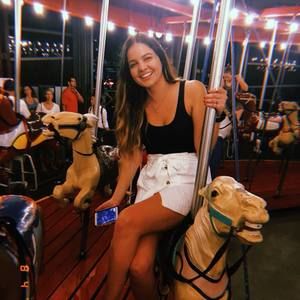 Meet your Posher, Gianna